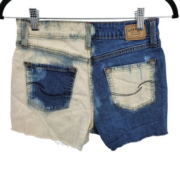 Levi's Upcycled Bleached Cutoff Jean Shorts 4 Mid Rise Stretch 5 Pocket Raw Hem - Picture 3 of 14